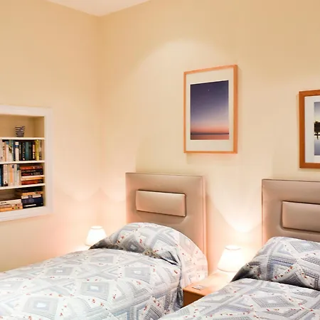 Woodside * Troutbeck Bridge