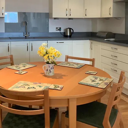 Woodside * Troutbeck Bridge